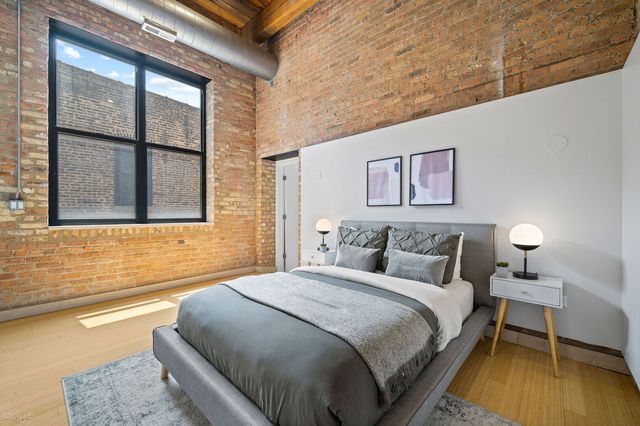 1750 N WOLCOTT Avenue 201, Chicago, IL 60622