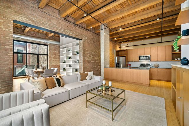 1750 N WOLCOTT Avenue 201, Chicago, IL 60622