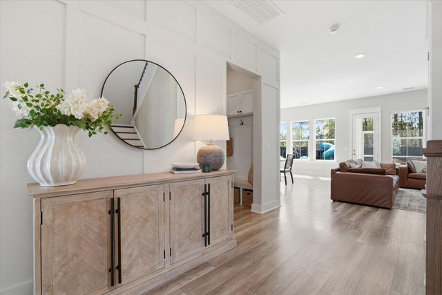 389 Parish Farms Drive, Summerville, SC 29486