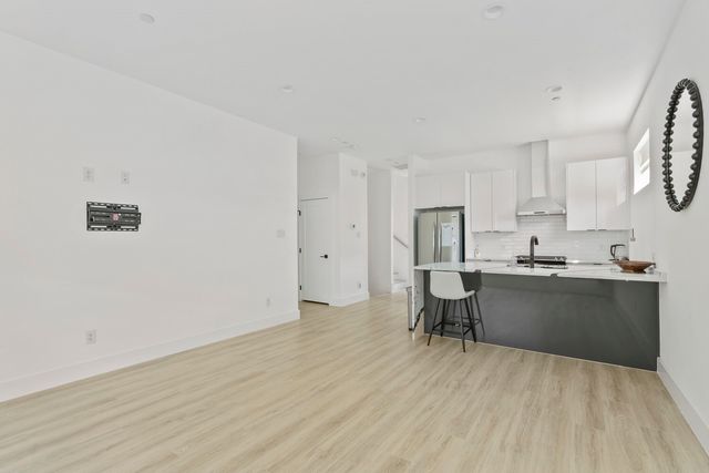 2614 N Carroll Avenue 101, Dallas, TX 75204