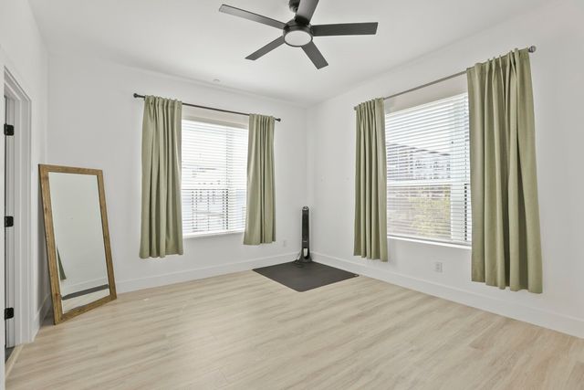 2614 N Carroll Avenue 101, Dallas, TX 75204