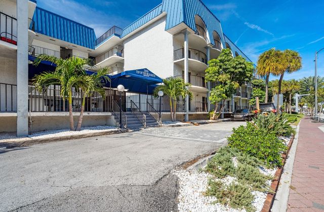 3909 N Ocean Boulevard 102, Fort Lauderdale, FL 33308