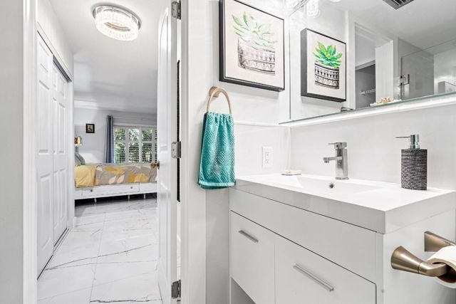 3909 N Ocean Boulevard 102, Fort Lauderdale, FL 33308