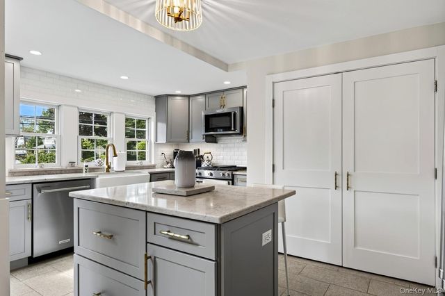 236 Lewis Avenue, Westbury, NY 11590