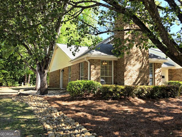 69 Dover Trail, Peachtree City, GA 30269