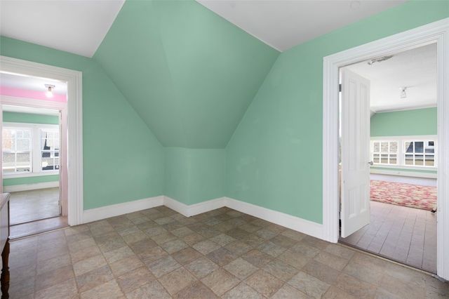 20 Bainbridge Avenue, Providence, RI 02909