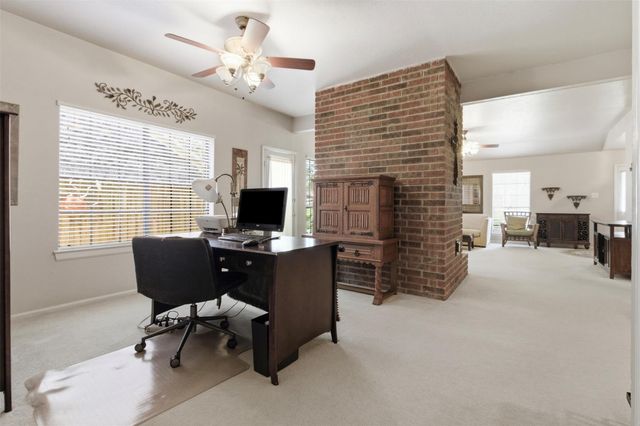 3418 Creek Manor Drive, Houston, TX 77339