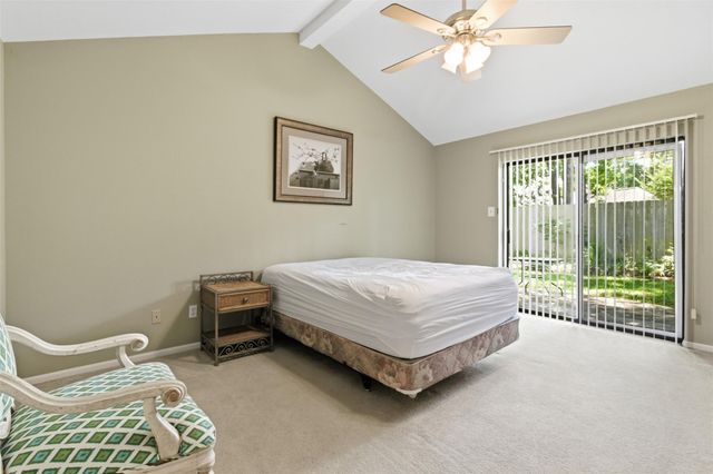 3418 Creek Manor Drive, Houston, TX 77339