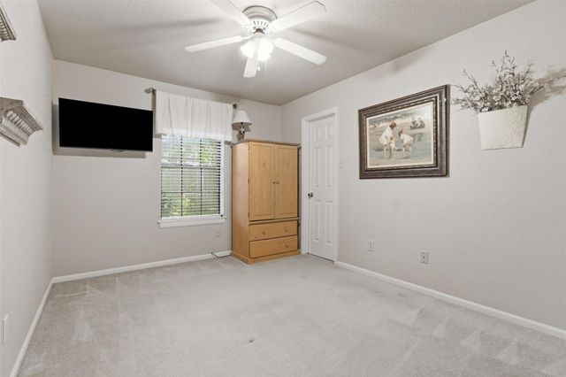 3418 Creek Manor Drive, Houston, TX 77339