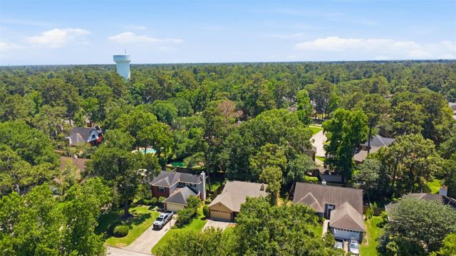 3418 Creek Manor Drive, Houston, TX 77339