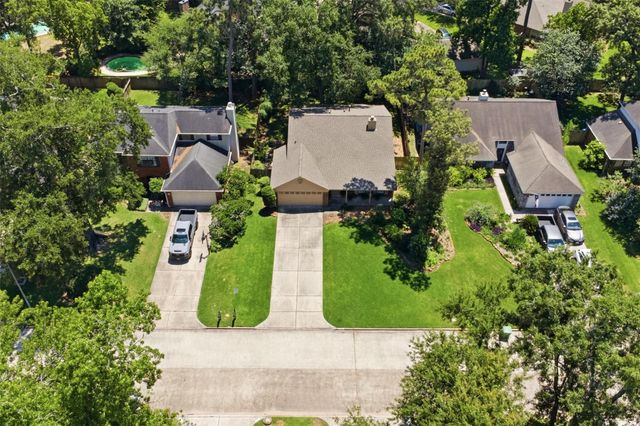 3418 Creek Manor Drive, Houston, TX 77339
