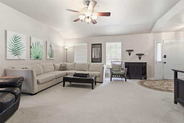 3418 Creek Manor Drive, Houston, TX 77339