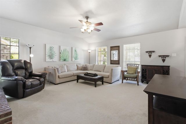 3418 Creek Manor Drive, Houston, TX 77339