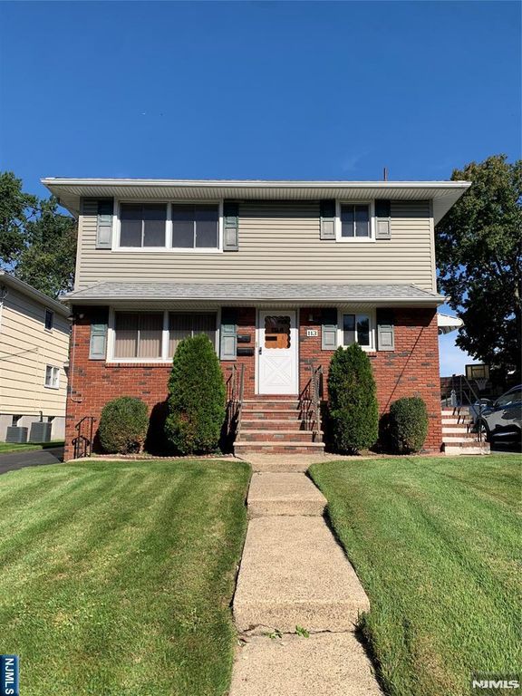 113 Rochelle Parkway 2, Saddle Brook, NJ 07663