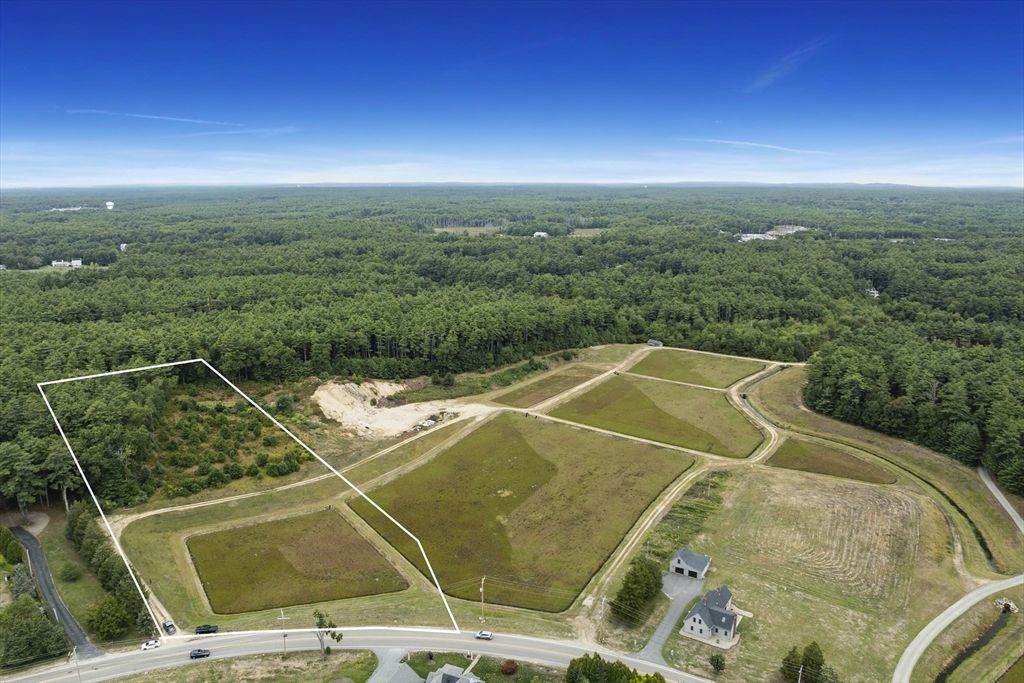 83 Wapping Road, Kingston, MA 02364