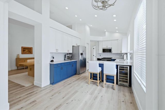 7904 HAMPTON COURT, University Park, FL 34201