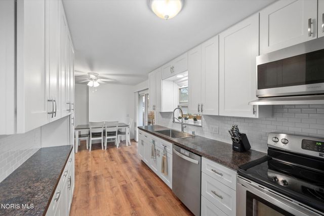 802 Johnson Street, Maumee, OH 43537