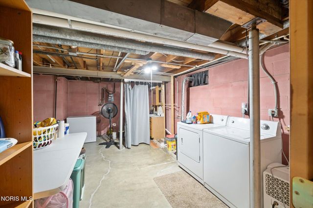 802 Johnson Street, Maumee, OH 43537