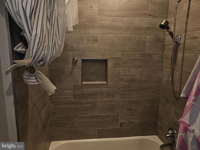 3212 W DIAMOND ST, Philadelphia, PA 19121