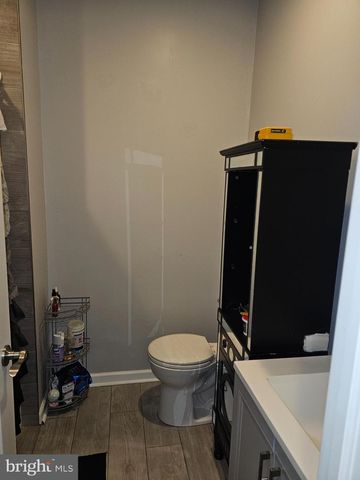 3212 W DIAMOND ST, Philadelphia, PA 19121