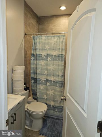 3212 W DIAMOND ST, Philadelphia, PA 19121