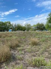 2527 Hicks Ave, San Antonio, TX 78210
