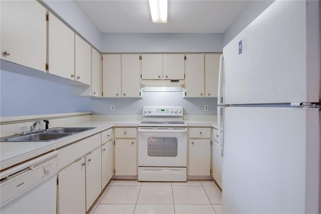 14035 LEMON VALLEY PLACE, Tampa, FL 33625