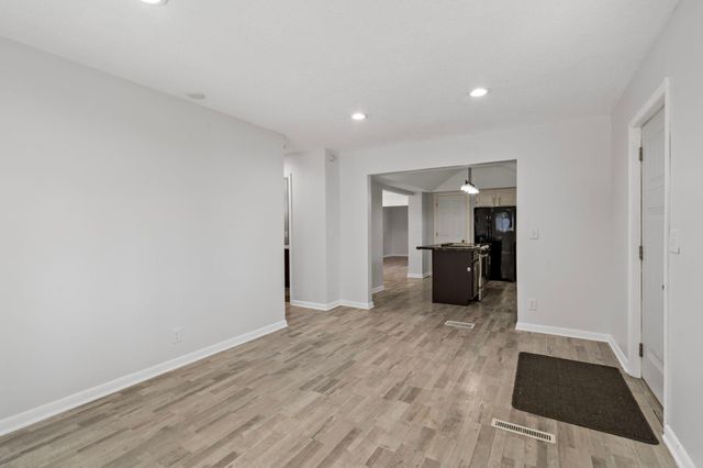 220 Sidney Street E, Saint Paul, MN 55107