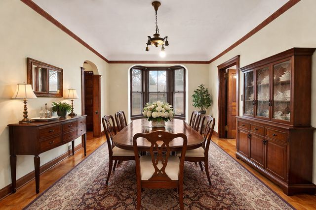 231 Isabel Street W, Saint Paul, MN 55107