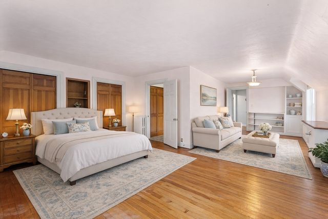 231 Isabel Street W, Saint Paul, MN 55107