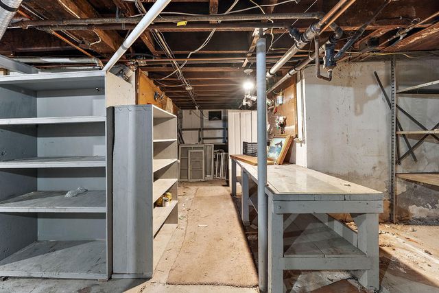 231 Isabel Street W, Saint Paul, MN 55107