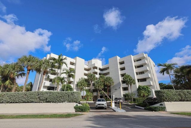 4201 N Ocean Drive 304, Hollywood, FL 33019