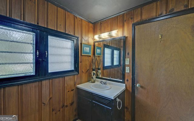 252 Benson Street, Hartwell, GA 30643