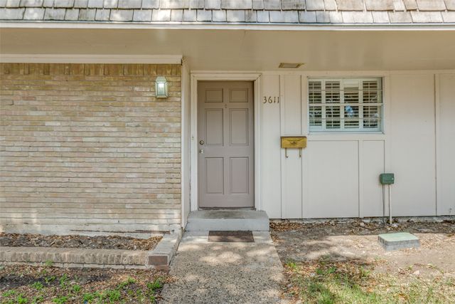 3611 Stables Lane, Dallas, TX 75229