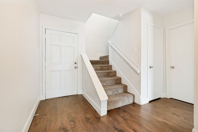 3611 Stables Lane, Dallas, TX 75229