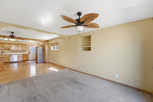 3513 E 37th Street, Des Moines, IA 50317