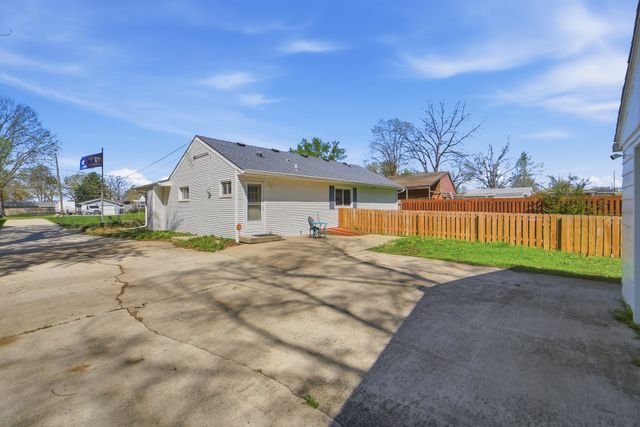 3513 E 37th Street, Des Moines, IA 50317