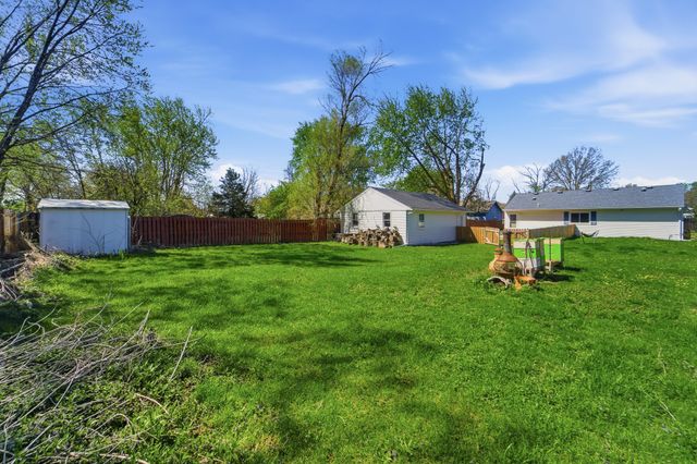 3513 E 37th Street, Des Moines, IA 50317