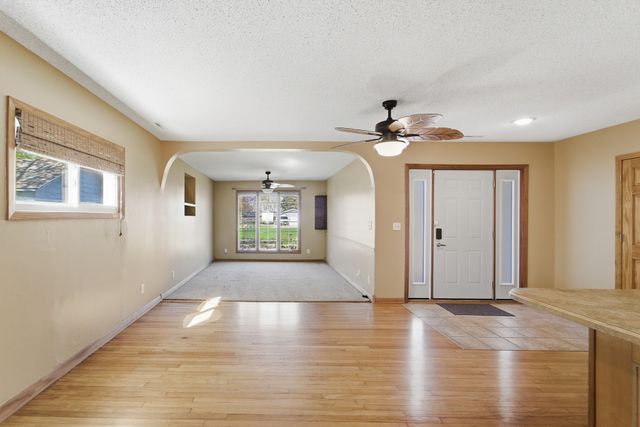 3513 E 37th Street, Des Moines, IA 50317