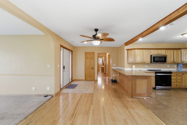3513 E 37th Street, Des Moines, IA 50317