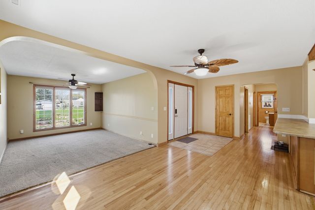3513 E 37th Street, Des Moines, IA 50317