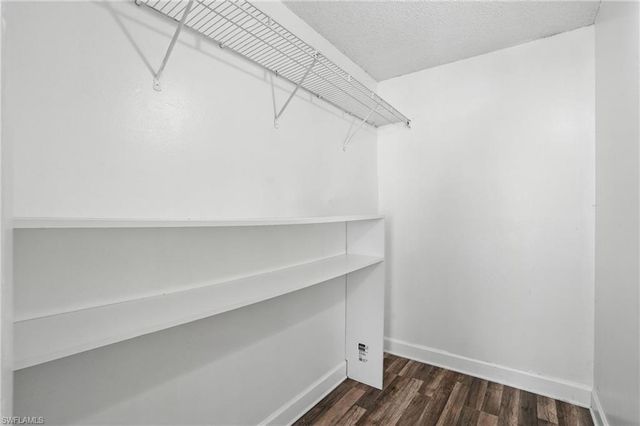 201 Santa Clara DR 5, Naples, FL 34104
