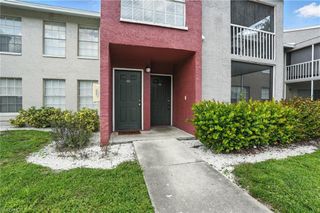 201 Santa Clara DR 5, Naples, FL 34104