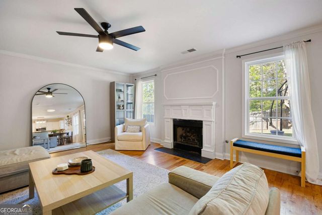 6330 Woodlore Drive NW, Acworth, GA 30101