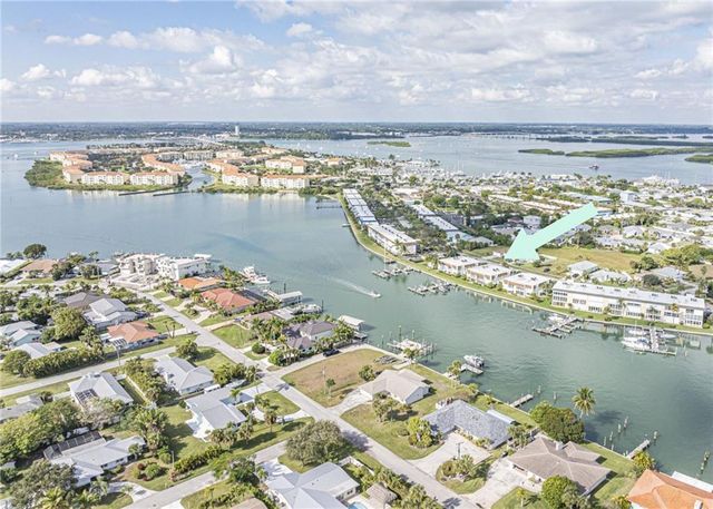 1315 Bayshore Drive 204, Fort Pierce, FL 34949