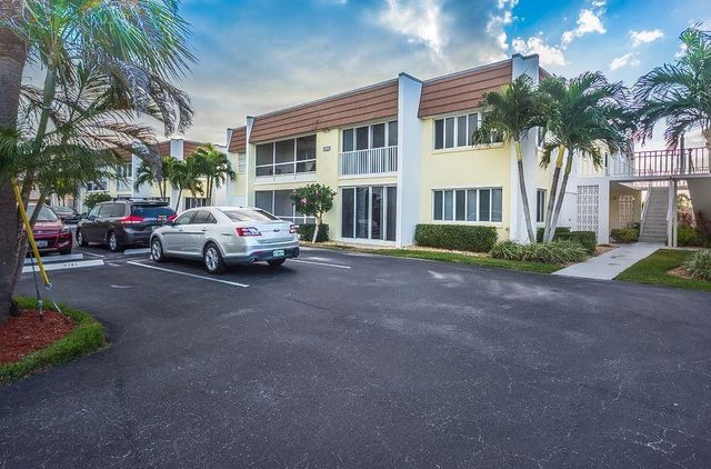 1315 Bayshore Drive 204, Fort Pierce, FL 34949