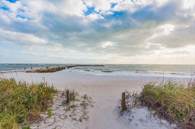 1315 Bayshore Drive 204, Fort Pierce, FL 34949