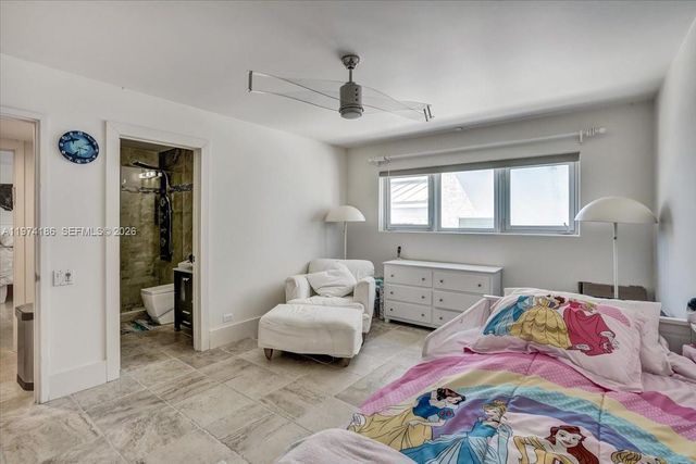 3036 N Atlantic Boulevard, Fort Lauderdale, FL 33308