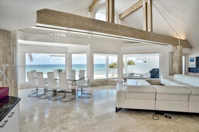 3036 N Atlantic Boulevard, Fort Lauderdale, FL 33308