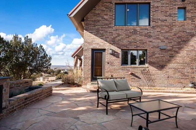 15 Coyote Run, Placitas, NM 87043